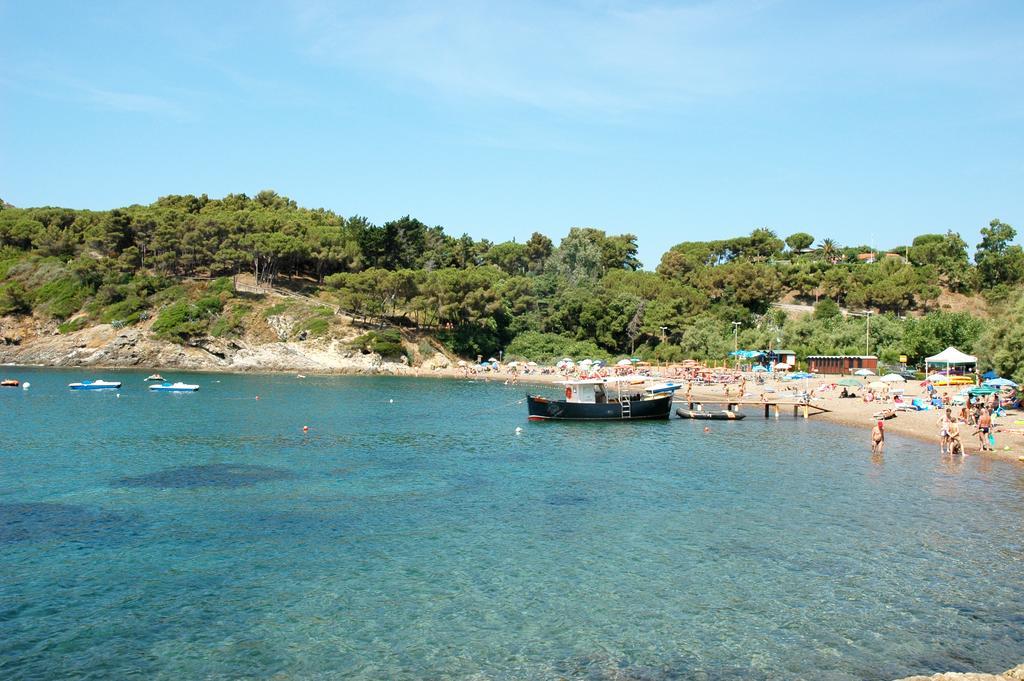 Ferienwohnung Baia Fiorita Porto Azzurro Zimmer foto