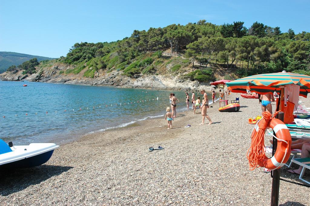 Ferienwohnung Baia Fiorita Porto Azzurro Zimmer foto