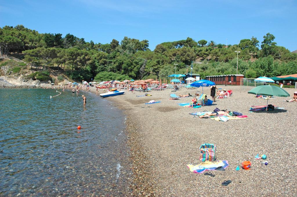 Ferienwohnung Baia Fiorita Porto Azzurro Zimmer foto