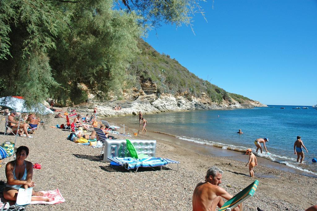 Ferienwohnung Baia Fiorita Porto Azzurro Zimmer foto