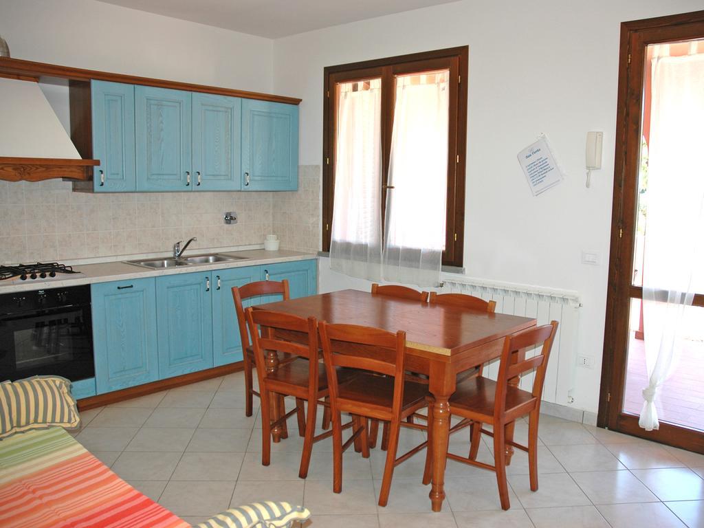 Ferienwohnung Baia Fiorita Porto Azzurro Exterior foto