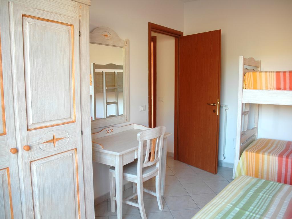Ferienwohnung Baia Fiorita Porto Azzurro Exterior foto