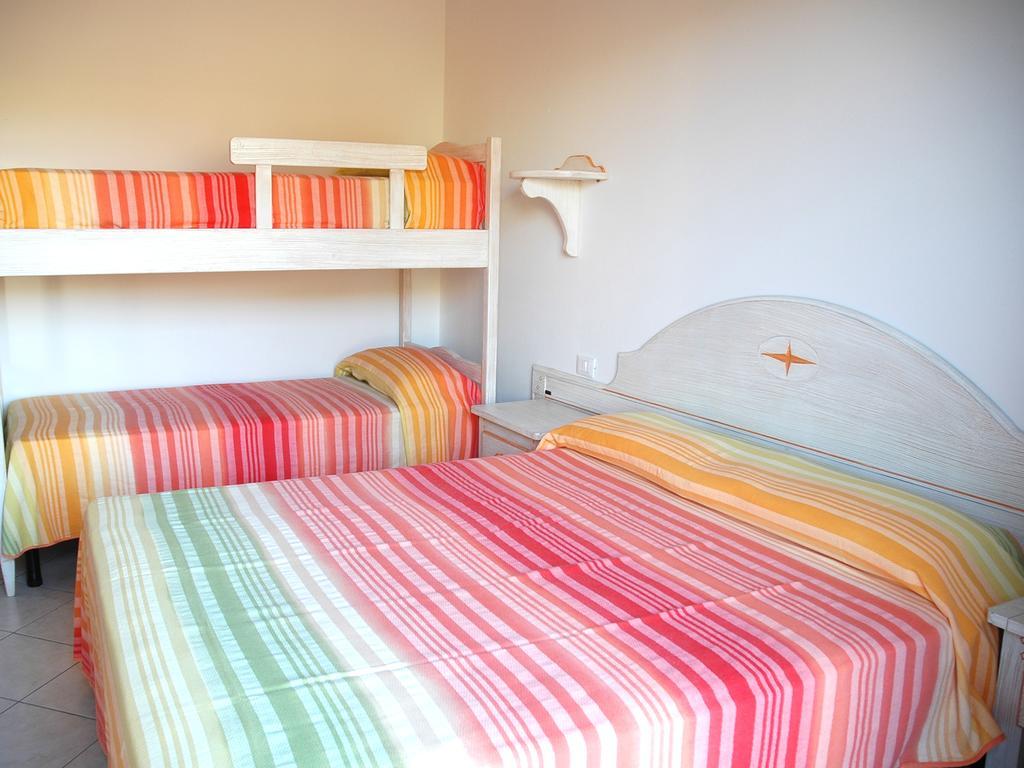 Ferienwohnung Baia Fiorita Porto Azzurro Exterior foto