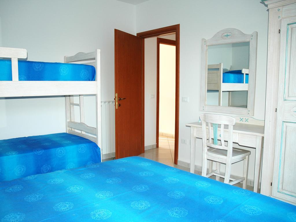 Ferienwohnung Baia Fiorita Porto Azzurro Exterior foto